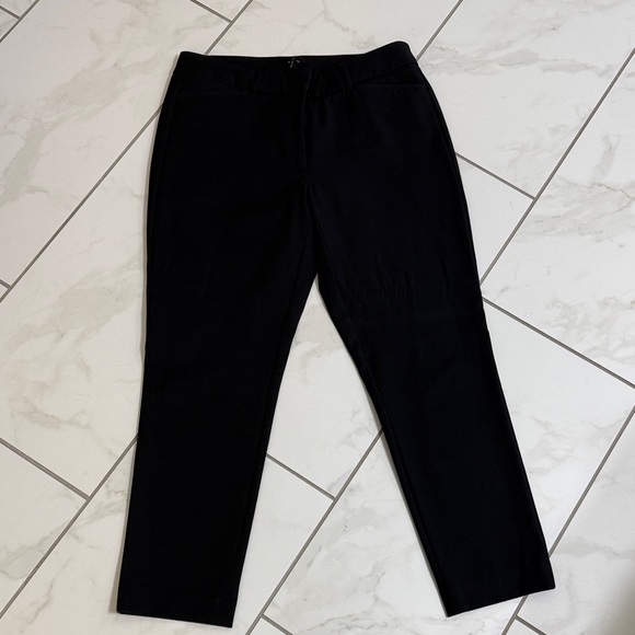 White House Black Market Black The Slim Ankle Pants size 10 - Picture 7 of 12